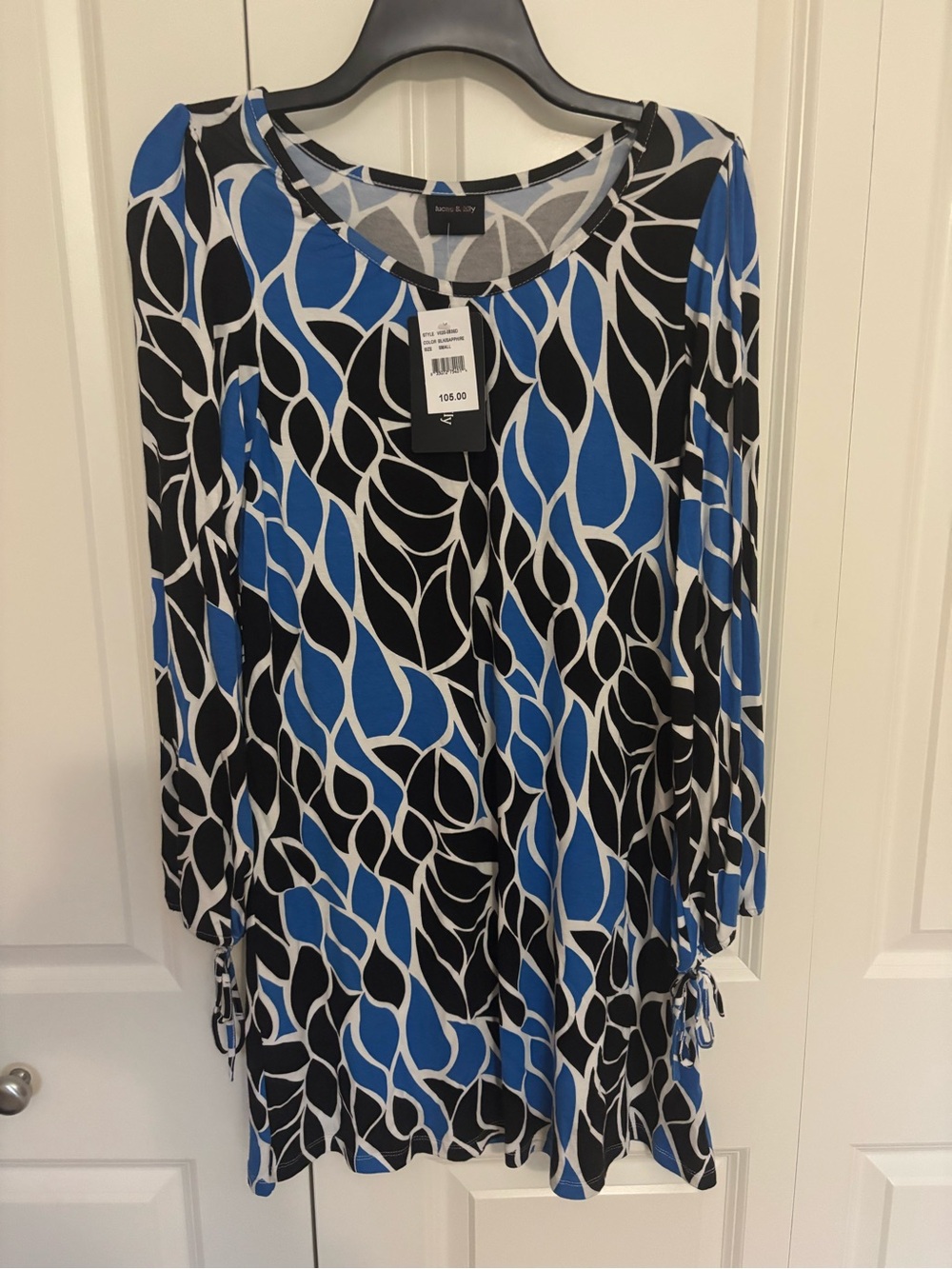 Women’s Lucas & Lilly blue/black tie sleeve dress small NWT. Stretchy